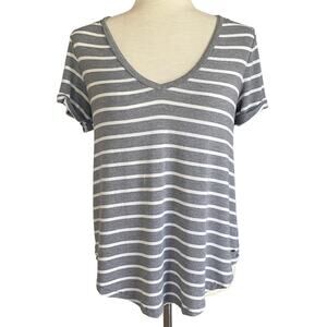 AMERICAN EAGLE Soft & Sexy Striped Gray White T Shirt Size XS Flowy Relaxed Fit